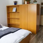 Rudi Hiti's בית הארחה 4*