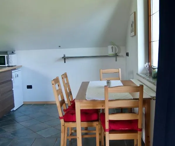 Πανσιόν Rudi Hiti's 4*