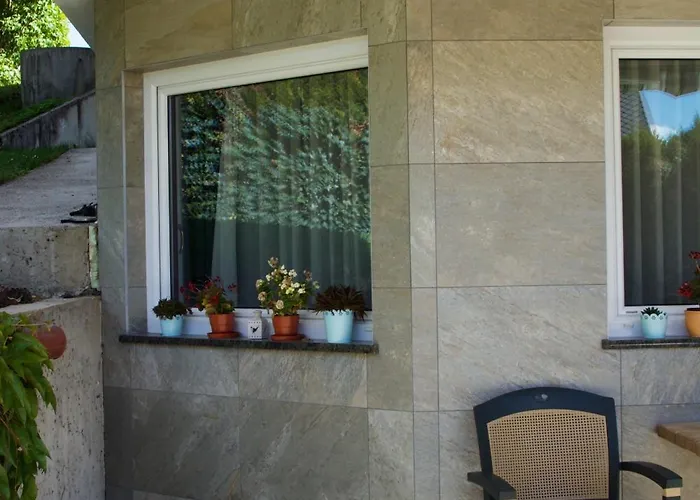 Rudi Hiti's Πανσιόν 4*