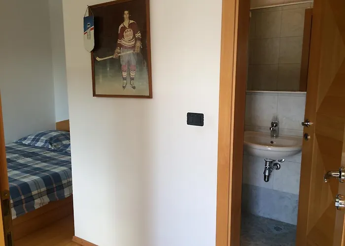 Rudi Hiti's Πανσιόν 4*